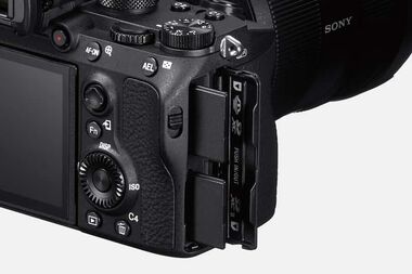 SONY ILCE-7RM3A ФОТОАППАРАТ С БАЙОНЕТОМ E-СЕРИИ купить в официальном интернет-магазине Sony в Москве