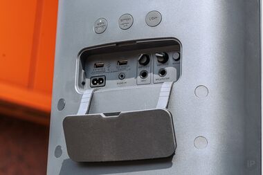 SONY SRS-XP700 БЕСПРОВОДНАЯ КОЛОНКА 100 ВТ, ЧЁРНАЯ купить в официальном интернет-магазине Sony в Москве