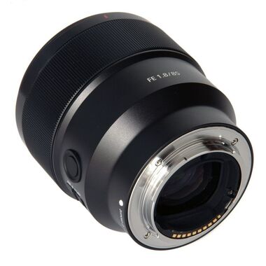 SONY SEL-85F18 купить в официальном интернет-магазине Sony в Москве