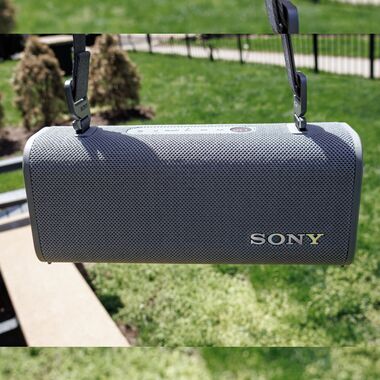 SONY ULT FIELD 3 (SRS-ULT30) БЕСПРОВОДНАЯ КОЛОНКА 40 ВТ, БЕЛАЯ купить в официальном интернет-магазине Sony в Москве