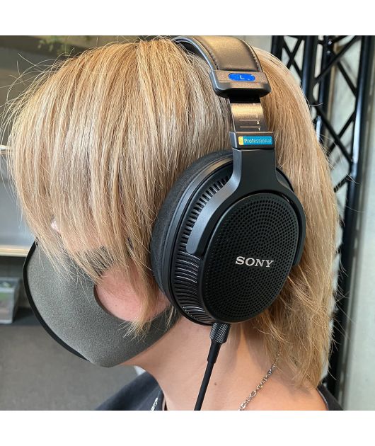 SONY MDR-MV1 НАУШНИКИ ПРОФЕССИОНАЛЬНЫЕ купить в официальном интернет-магазине Sony в Москве